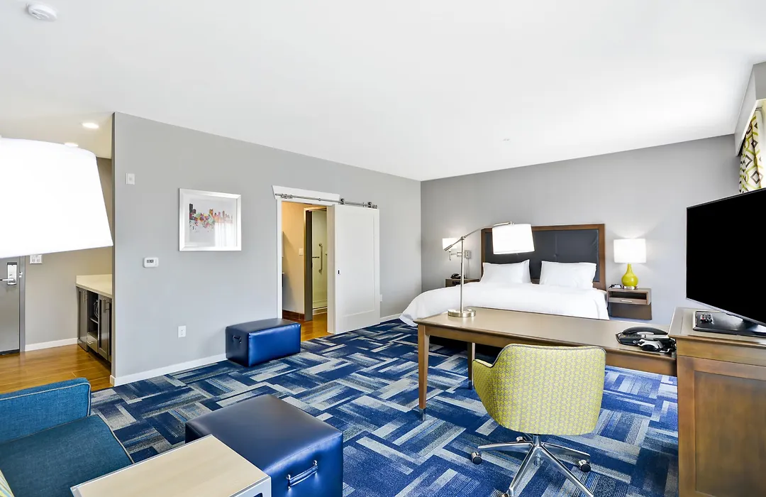 Hampton Inn Kyle-1